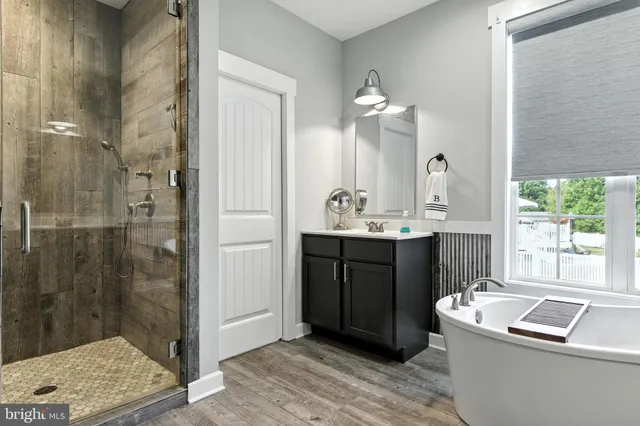 $499,900 | 1870 Buck Hill Drive, York, PA 17408