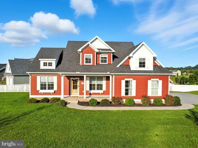 $499,900 | 1870 Buck Hill Drive, York, PA 17408