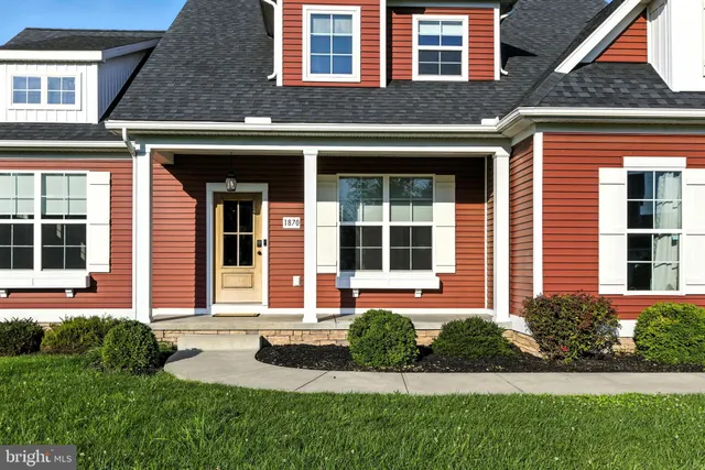 $499,900 | 1870 Buck Hill Drive, York, PA 17408