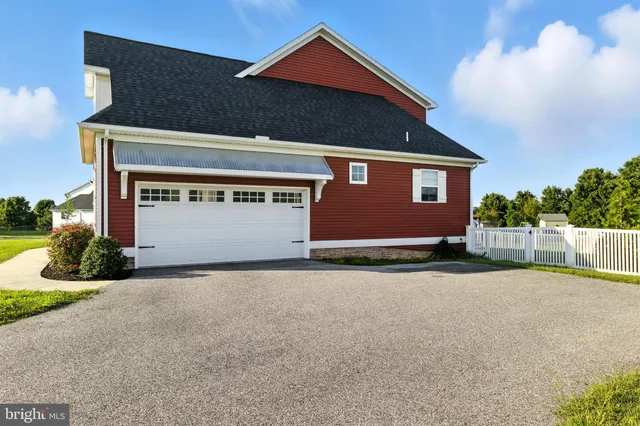 $499,900 | 1870 Buck Hill Drive, York, PA 17408