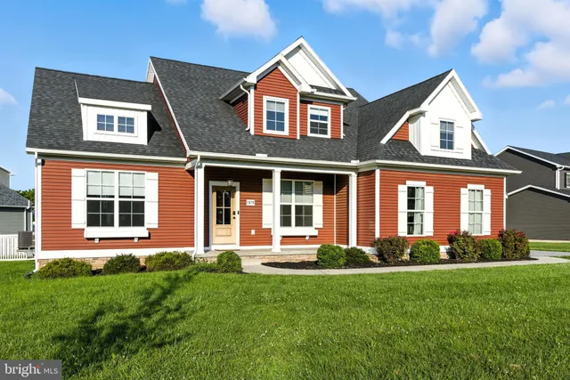 $499,900 | 1870 Buck Hill Drive, York, PA 17408