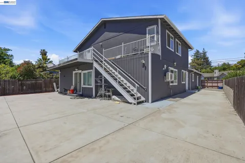 $948,000 | 2102 Overhill Road, Concord, CA 94520