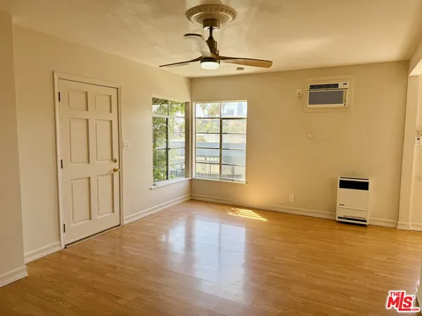 $3,295 | 1313 Douglas Street, Unit 1315, Los Angeles, CA 90026