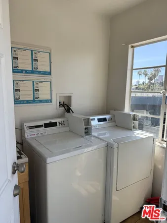 $3,295 | 1313 Douglas Street, Unit 1315, Los Angeles, CA 90026