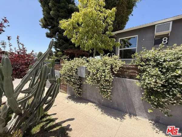 $3,295 | 1313 Douglas Street, Unit 1315, Los Angeles, CA 90026