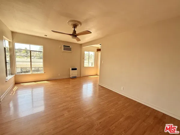 $3,295 | 1313 Douglas Street, Unit 1315, Los Angeles, CA 90026
