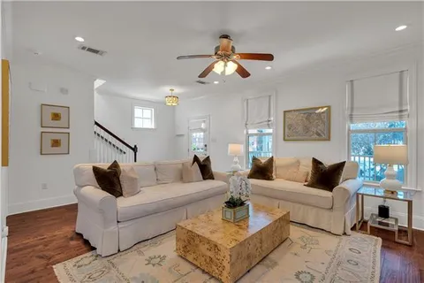 $550,000 | 6605 Fleur De Lis Drive, New Orleans, LA 70124