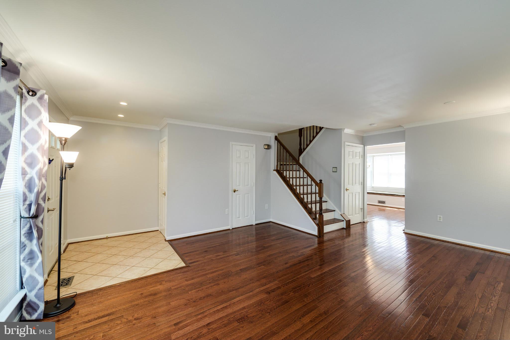 9215 Ridgefield Circle Frederick, MD 21701 - Photo 3 of 29 Living Room