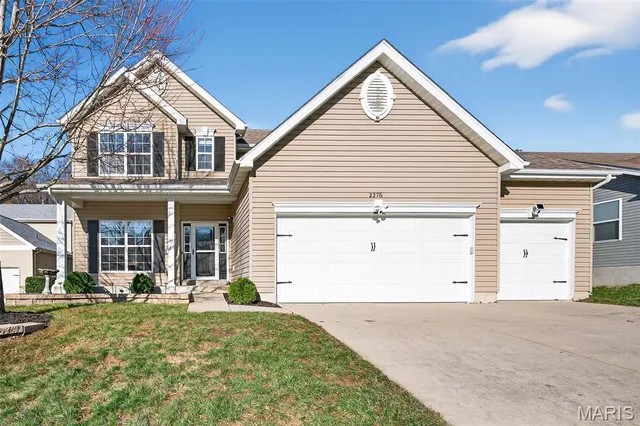 $425,000 | 2276 Appaloosa Trail, High Ridge, MO 63049