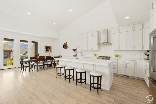 369 East Overlook Loop Kamas, UT 84036 - Photo 13 of 64 Vaulted ceiling complementing the expansive open-concept living area