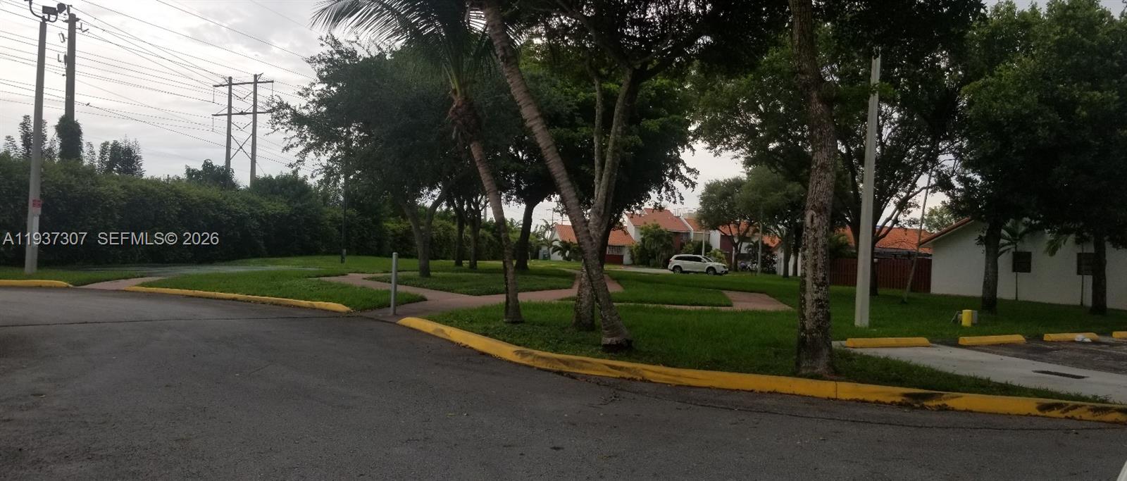 13516 Southwest 59th Lane Miami, FL 33183 - Photo 10 of 20 a view of a park with tree s