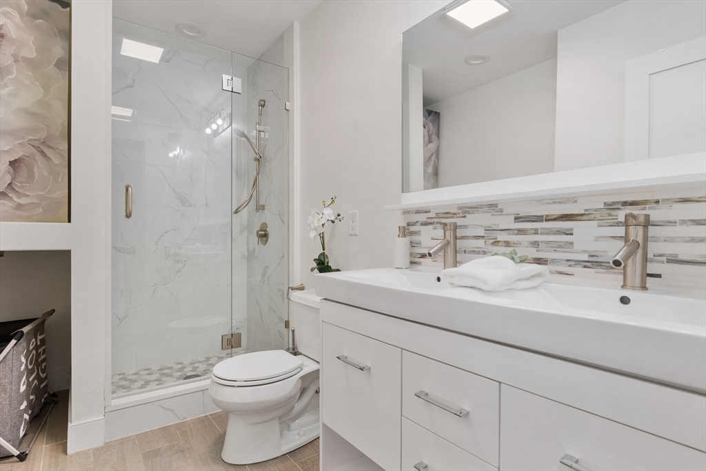 303 Russett Road Brookline, MA 02467 - Photo 24 of 34 Gallery Image 24