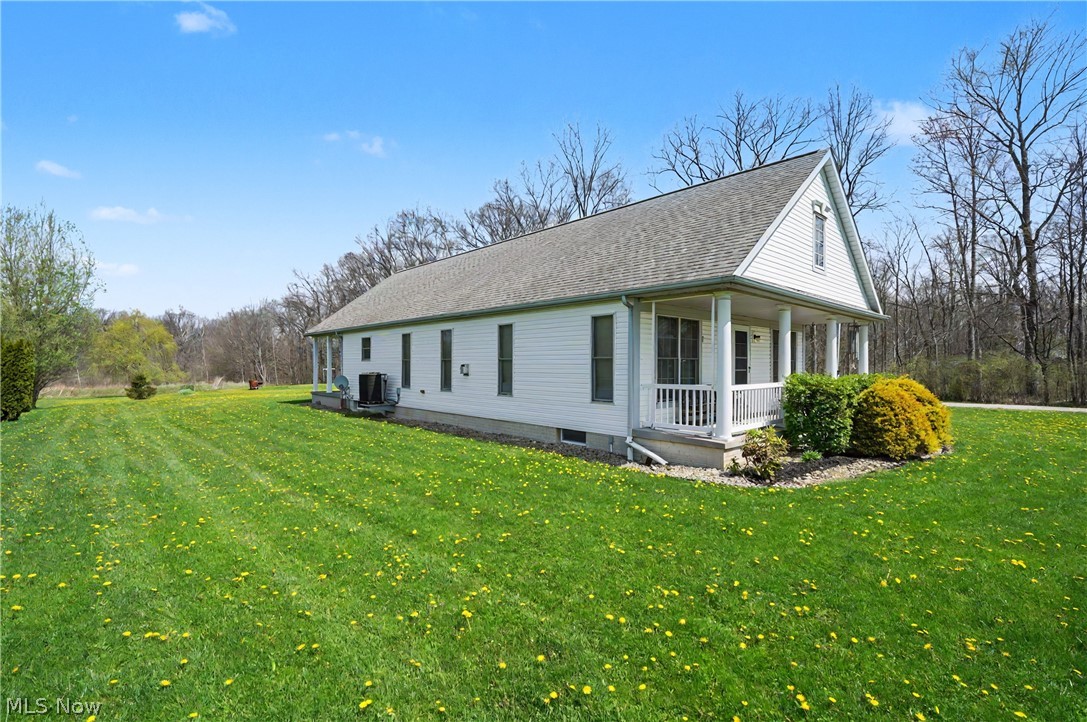 9235 Cable Line Road Diamond, OH 44412 - Photo 10 of 50 Gallery Image 10