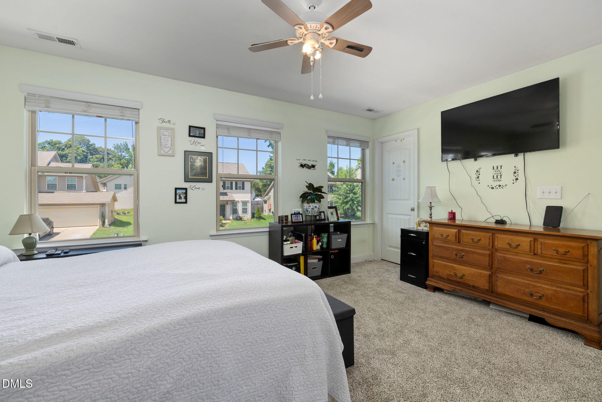 3325 Snowberry Drive Raleigh, NC 27610 - Photo 20 of 40 Primary 3