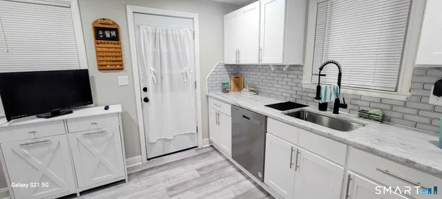 $325,000 | 29 Highview Street, Waterbury, CT 06708