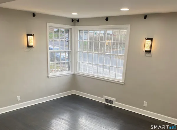 $325,000 | 29 Highview Street, Waterbury, CT 06708