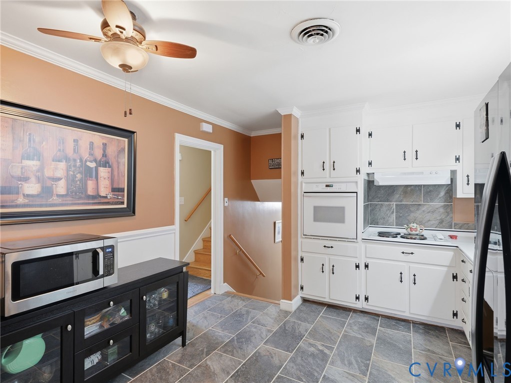 9320 Three Chopt Road Henrico, VA 23229 - Photo 7 of 29
