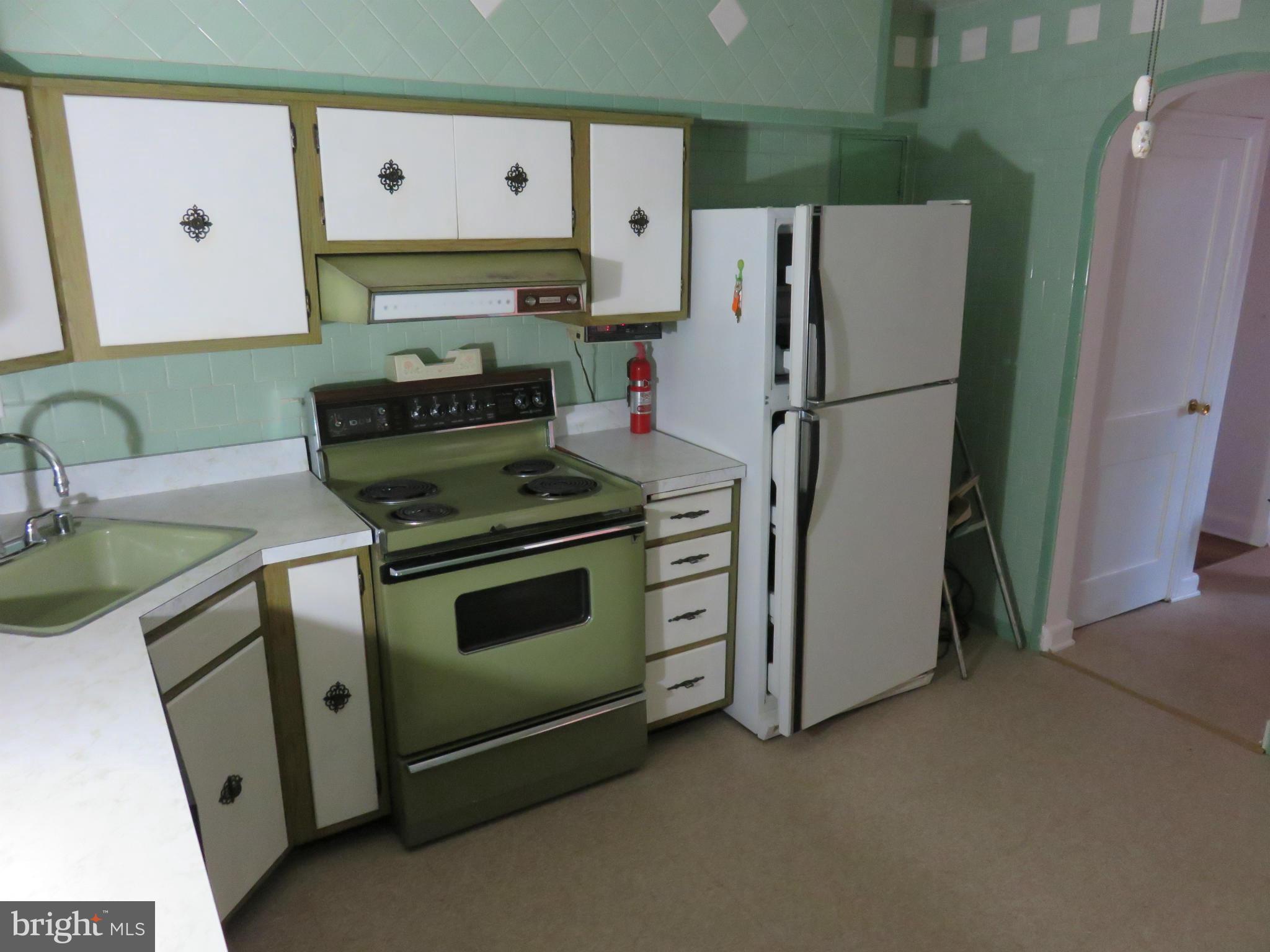 3347 Moravia Road Baltimore, MD 21214 - Photo 8 of 19 Kitchen