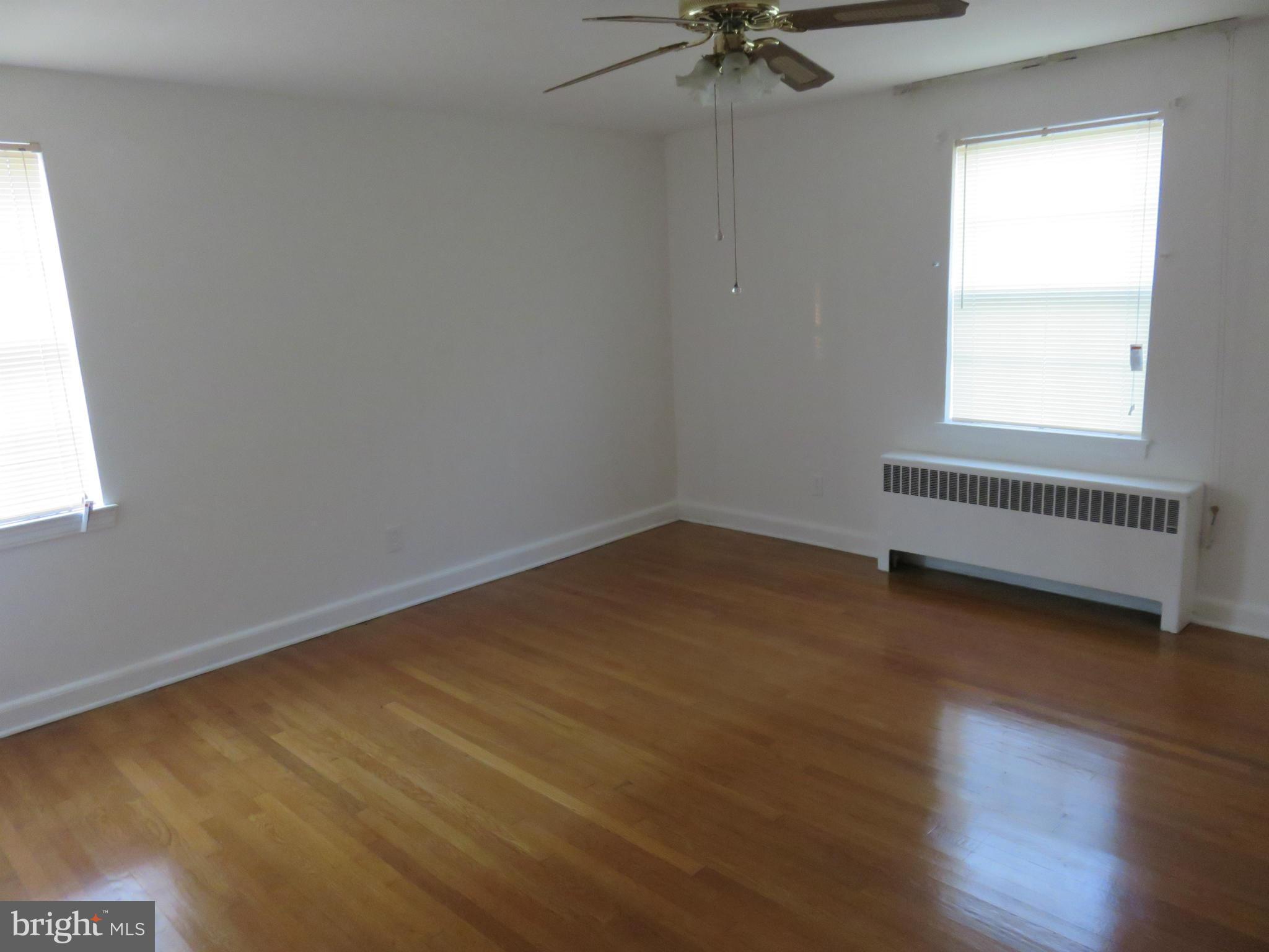 3347 Moravia Road Baltimore, MD 21214 - Photo 10 of 19 Bedroom (Master)