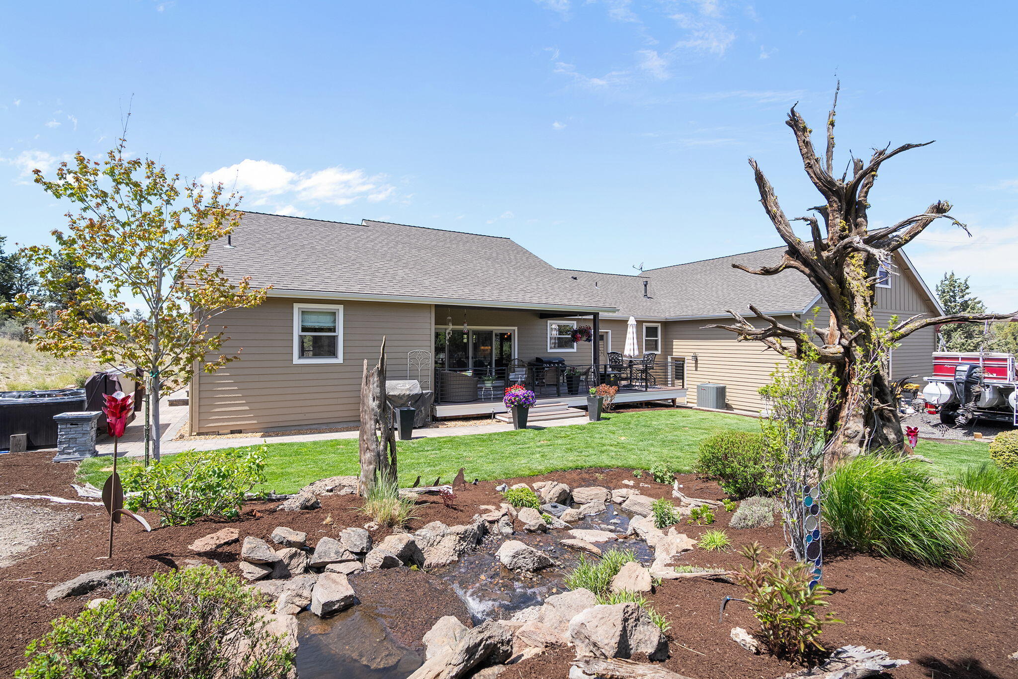 68050 Fryrear Road Sisters, OR 97759 - Photo 35 of 56 35-web-or-mls-_DSC5492