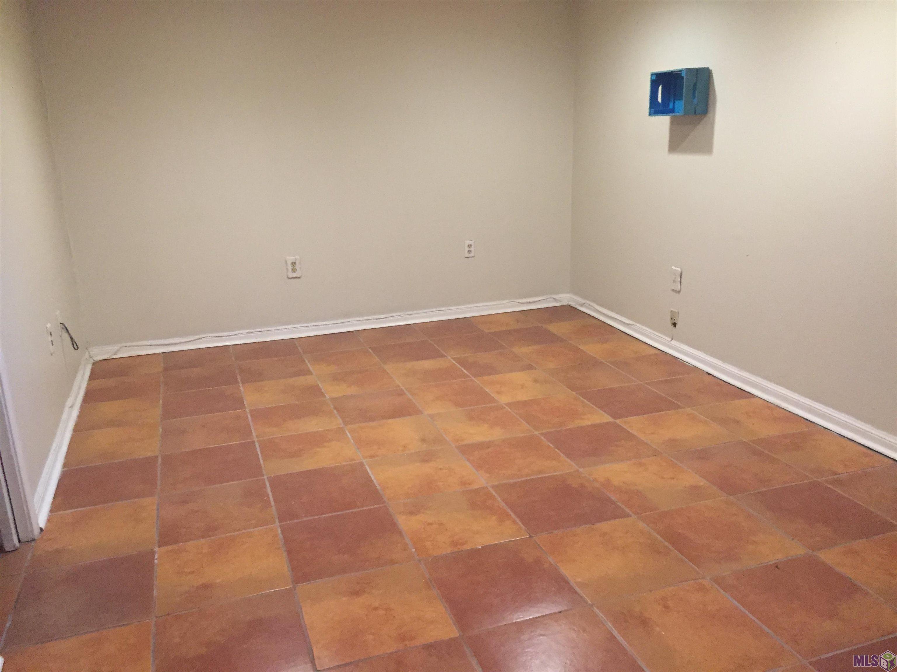 879 South Eugene Street, Unit 4 Baton Rouge, LA 70806 - Photo 12 of 39 Bedroom #2 in unit 3