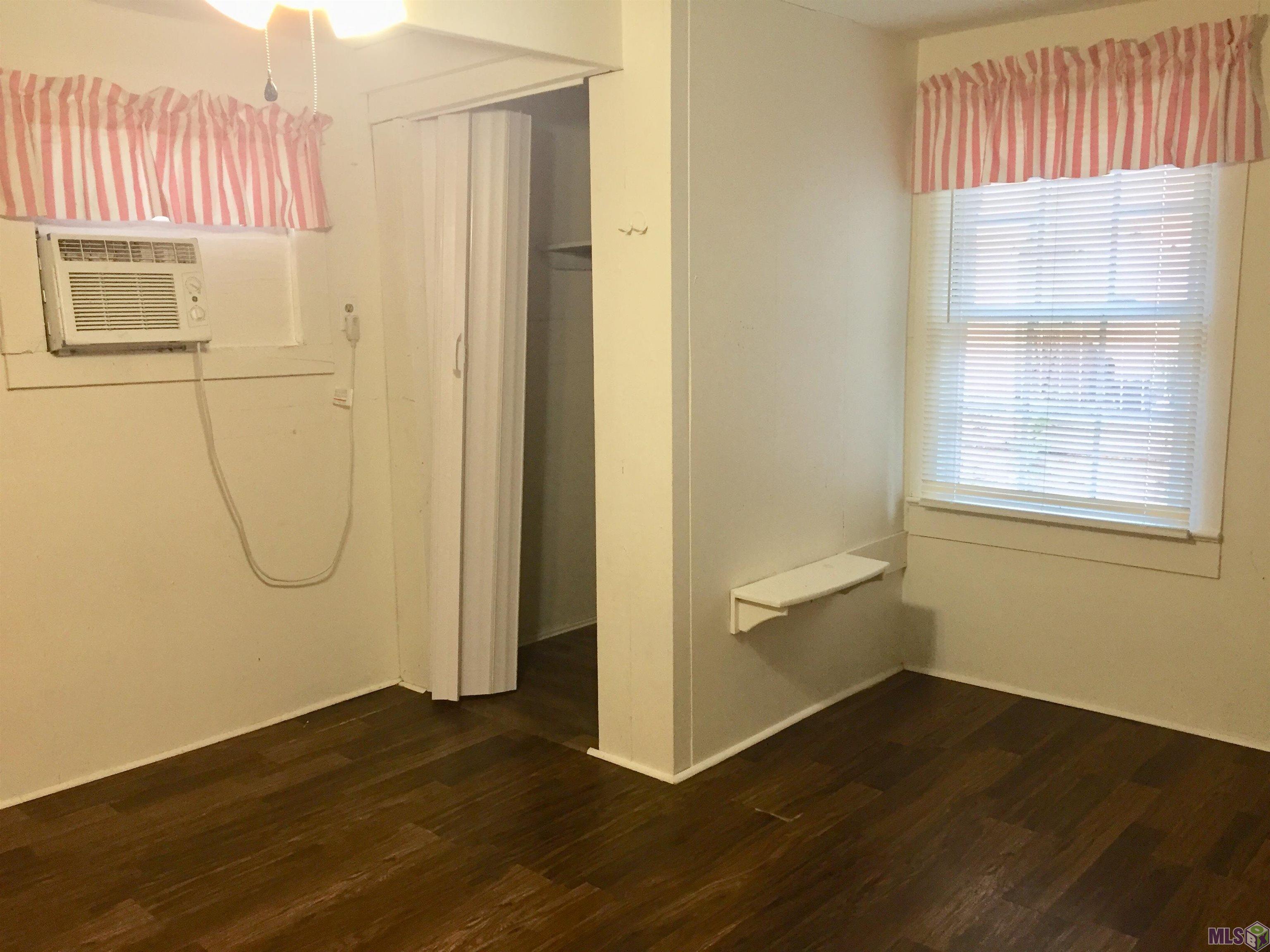 879 South Eugene Street, Unit 4 Baton Rouge, LA 70806 - Photo 31 of 39 Bedroom in unit #5