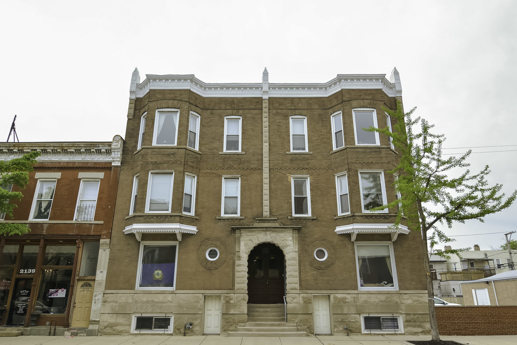 2145 West Chicago Avenue, Unit 2 Chicago, IL 60622 - Photo 1 of 19 a front view of a multi story building
