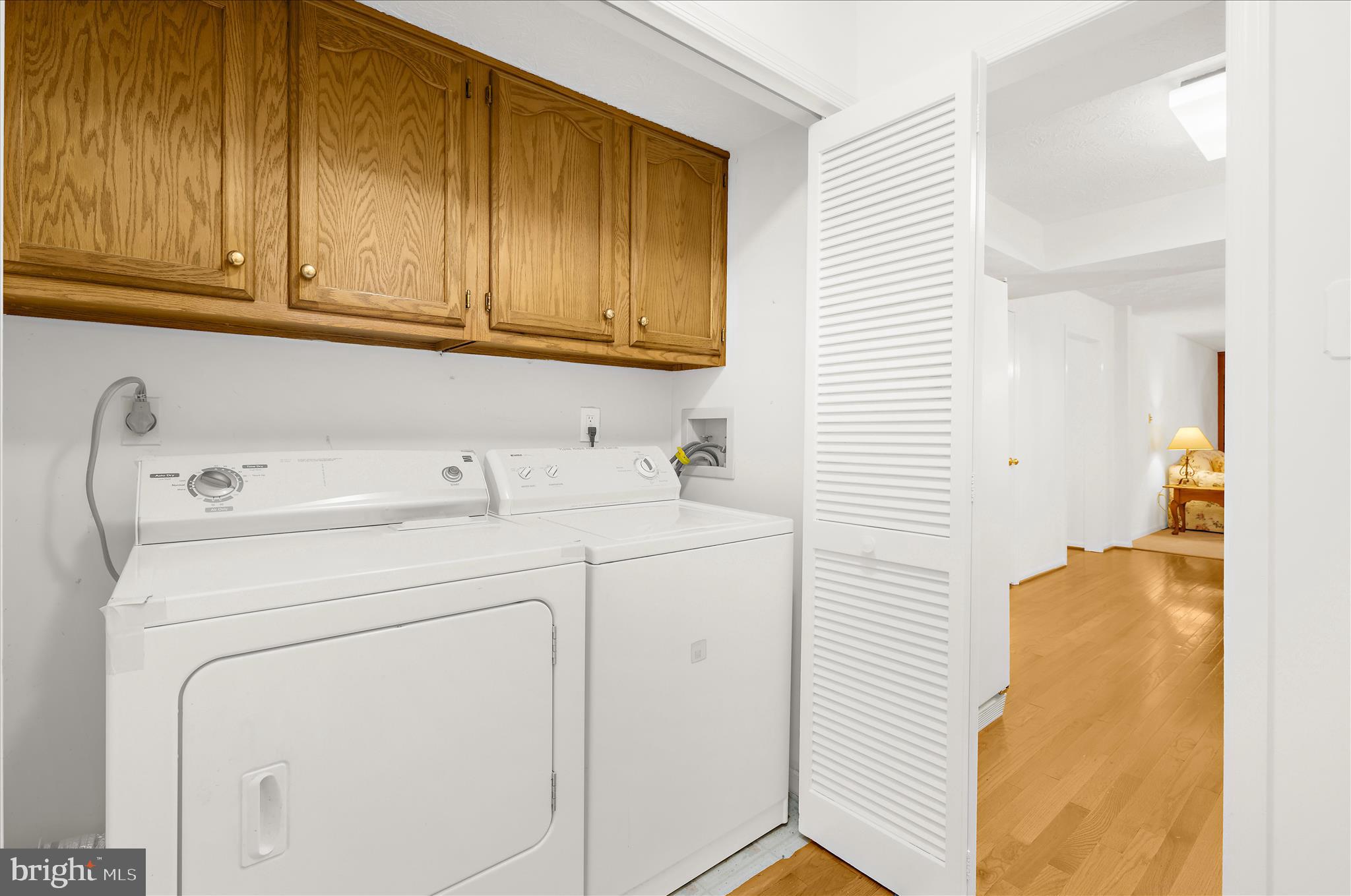 1678 Wickham Way Crofton, MD 21114 - Photo 23 of 62 Main Level Laundry
