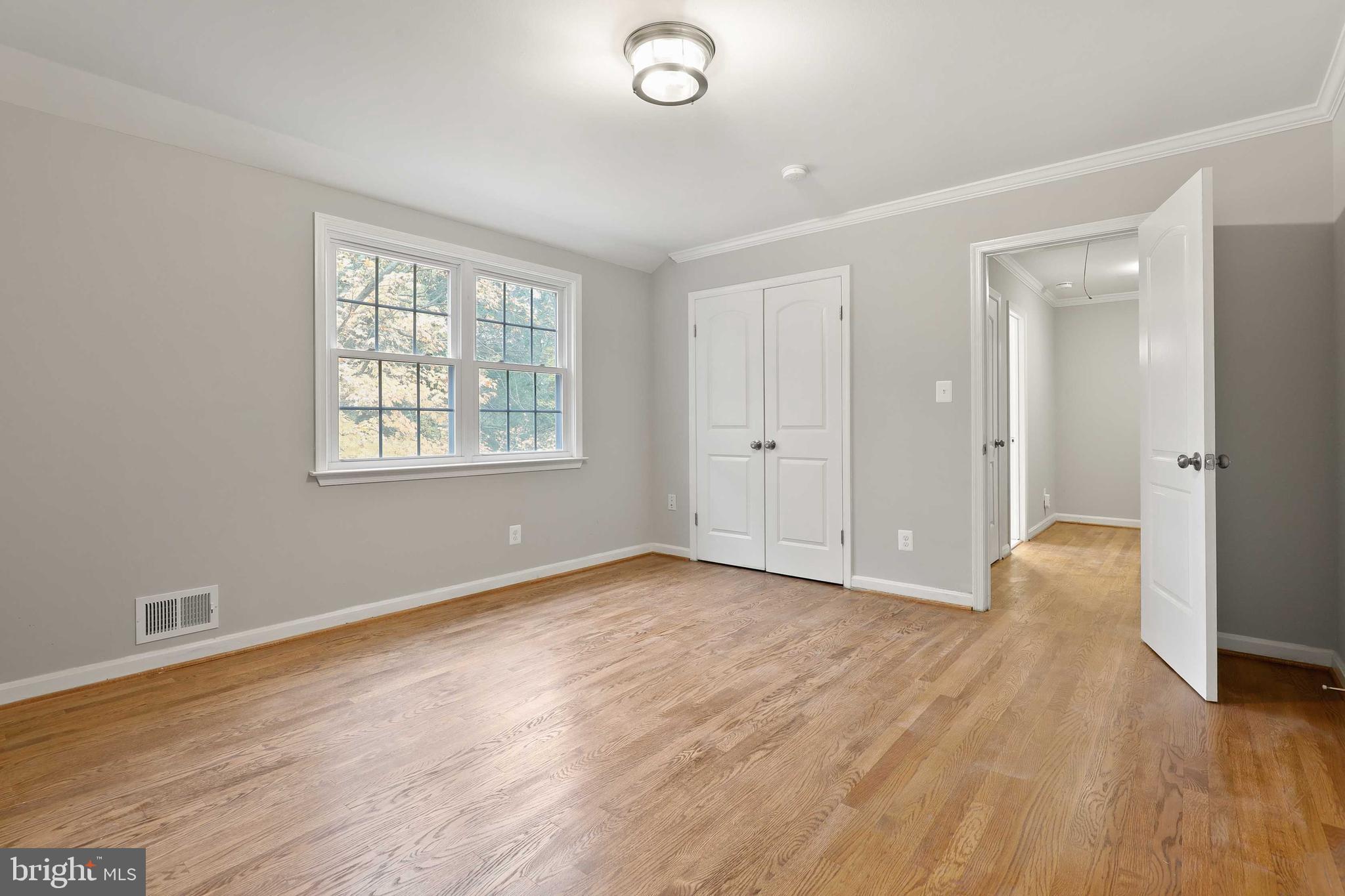 9501 Falls Road Potomac, MD 20854 - Photo 36 of 55 Bedroom