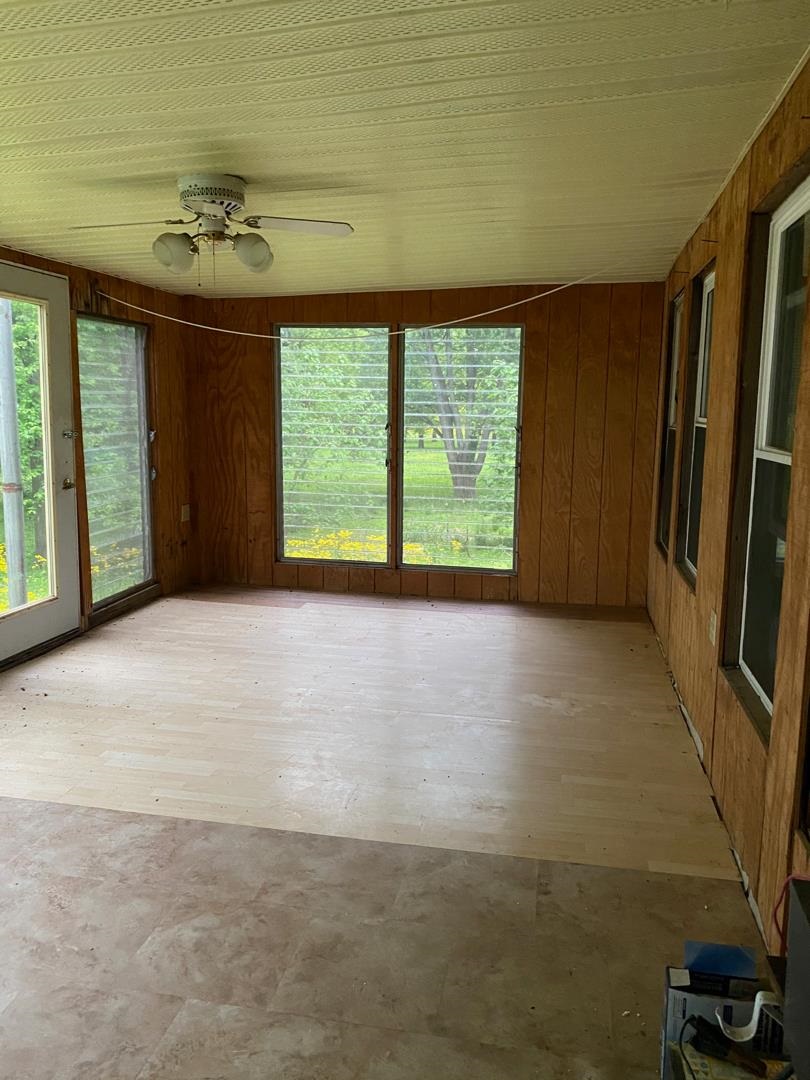 9621 Smith Diamond Road Mount Vernon, IN 47620 - Photo 6 of 15 Gallery Image 6