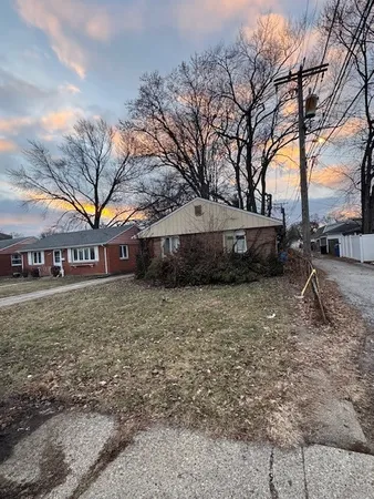 $189,900 | 10314 South Millard Avenue, Chicago, IL 60655