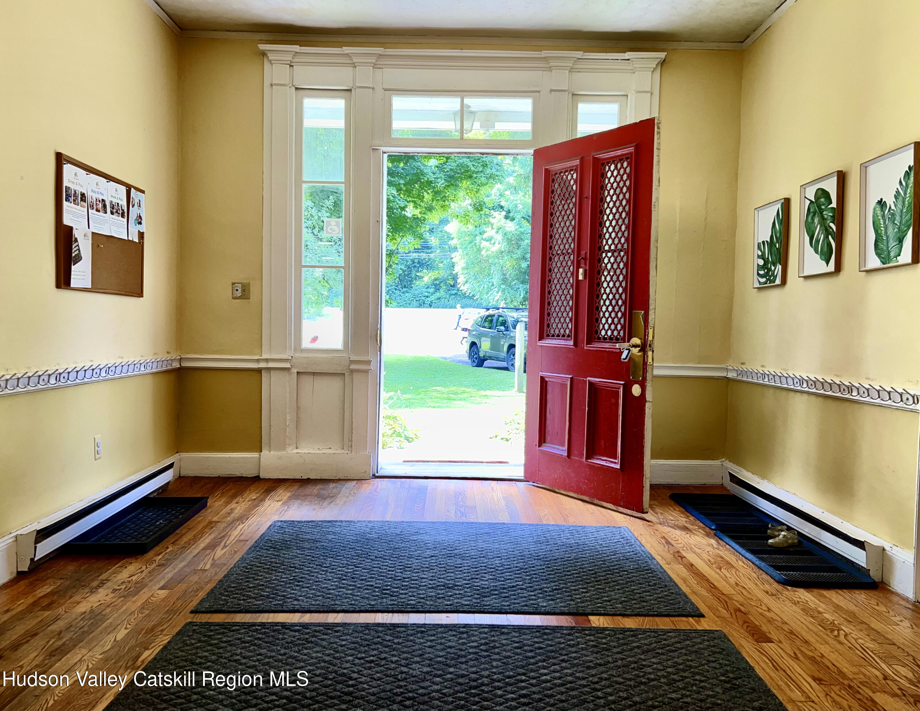 320 Sawkill Road Kingston, NY 12401 - Photo 32 of 45 a view of a living room