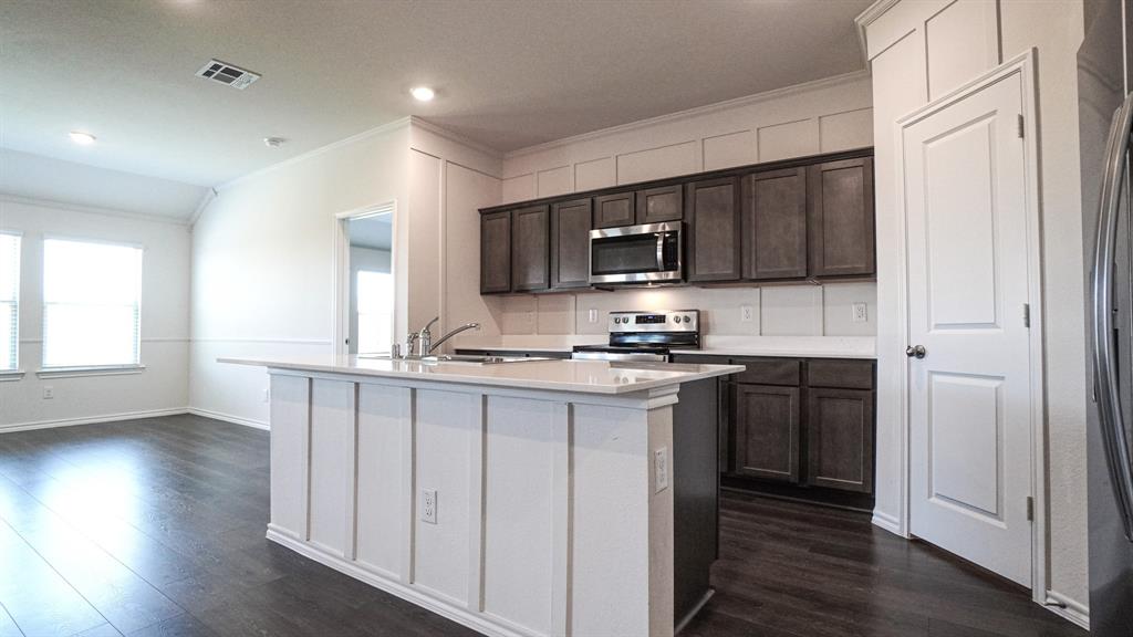 807 Old Bluff Lane Royse City, TX 75189 - Photo 8 of 21