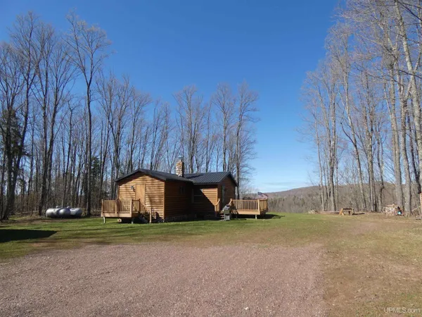 $275,000 | 22349 Highway 64, Marenisco, MI 49947