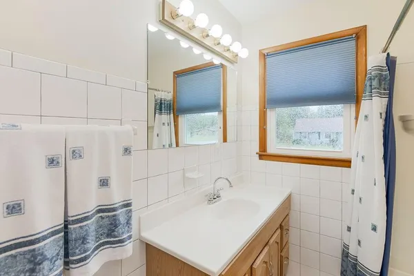 $384,500 | 911 Limit Street, Leavenworth, KS 66048