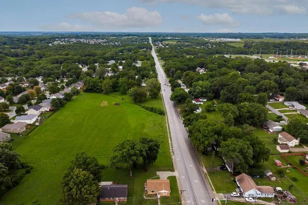 $384,500 | 911 Limit Street, Leavenworth, KS 66048