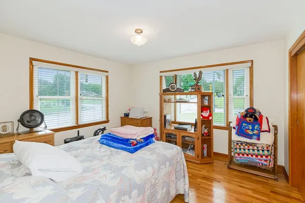 $384,500 | 911 Limit Street, Leavenworth, KS 66048