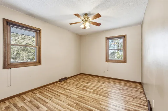 $339,900 | 6037 Aztec Trail, North Branch, MN 55056