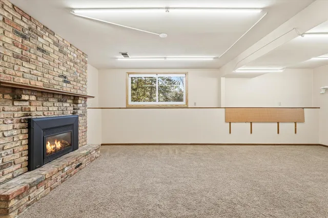 $339,900 | 6037 Aztec Trail, North Branch, MN 55056