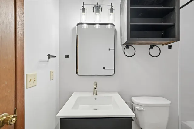 $339,900 | 6037 Aztec Trail, North Branch, MN 55056