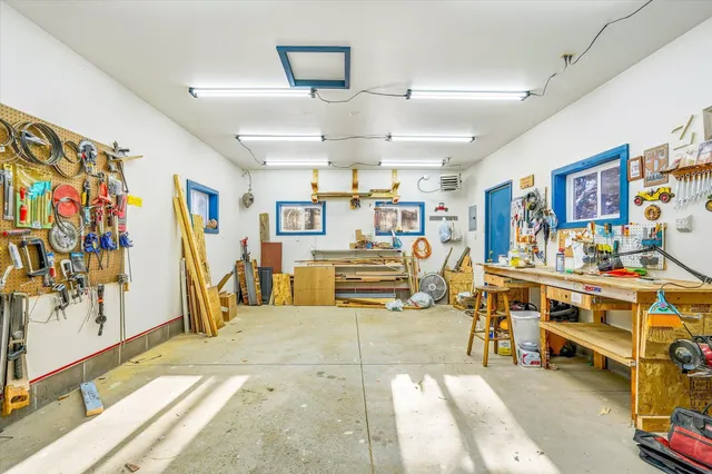 $339,900 | 6037 Aztec Trail, North Branch, MN 55056