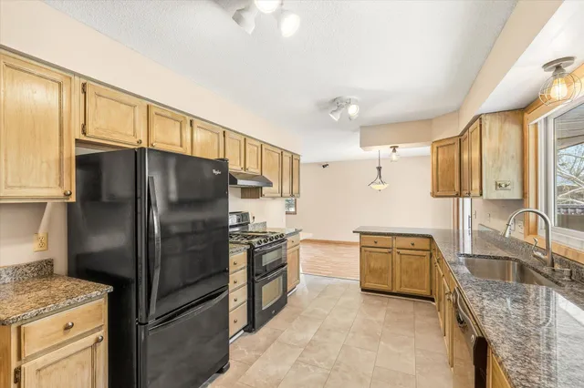 $339,900 | 6037 Aztec Trail, North Branch, MN 55056