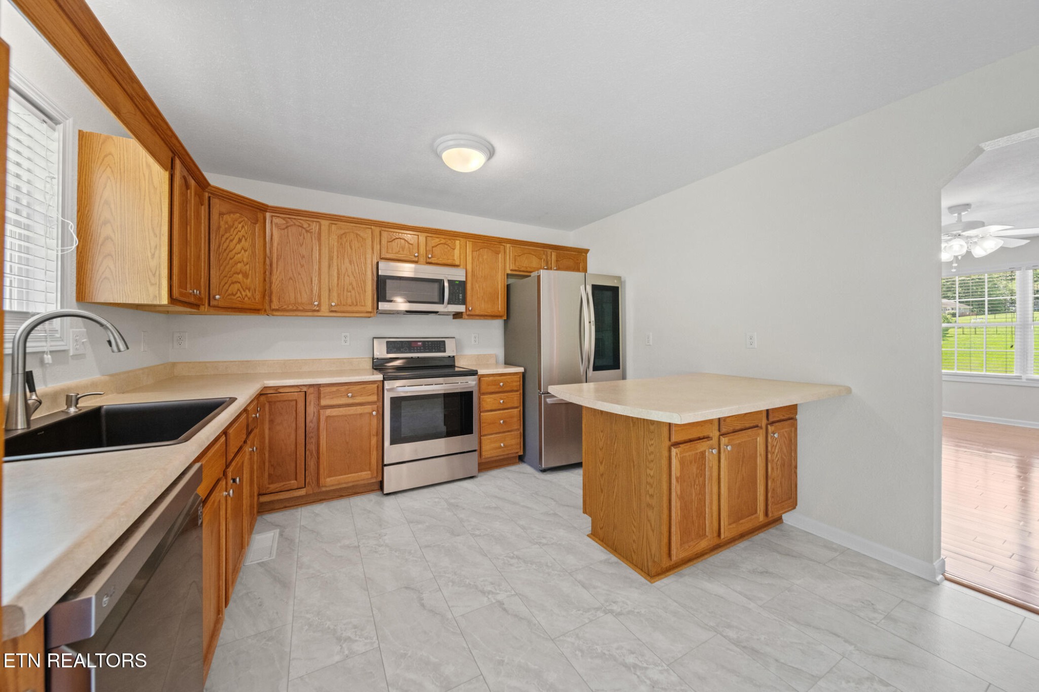 86 Whispering Ridges Road Greeneville, TN 37743 - Photo 12 of 43 Gallery Image 12
