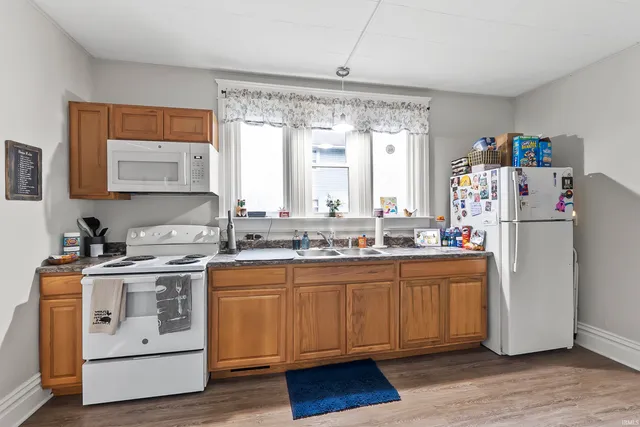 $225,000 | 2404 North Clinton Street, Fort Wayne, IN 46805