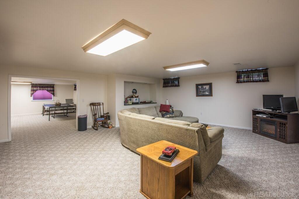 130 Rella Rae Avenue Marysville, MI 48040 - Photo 19 of 24 31257954-18.JPG