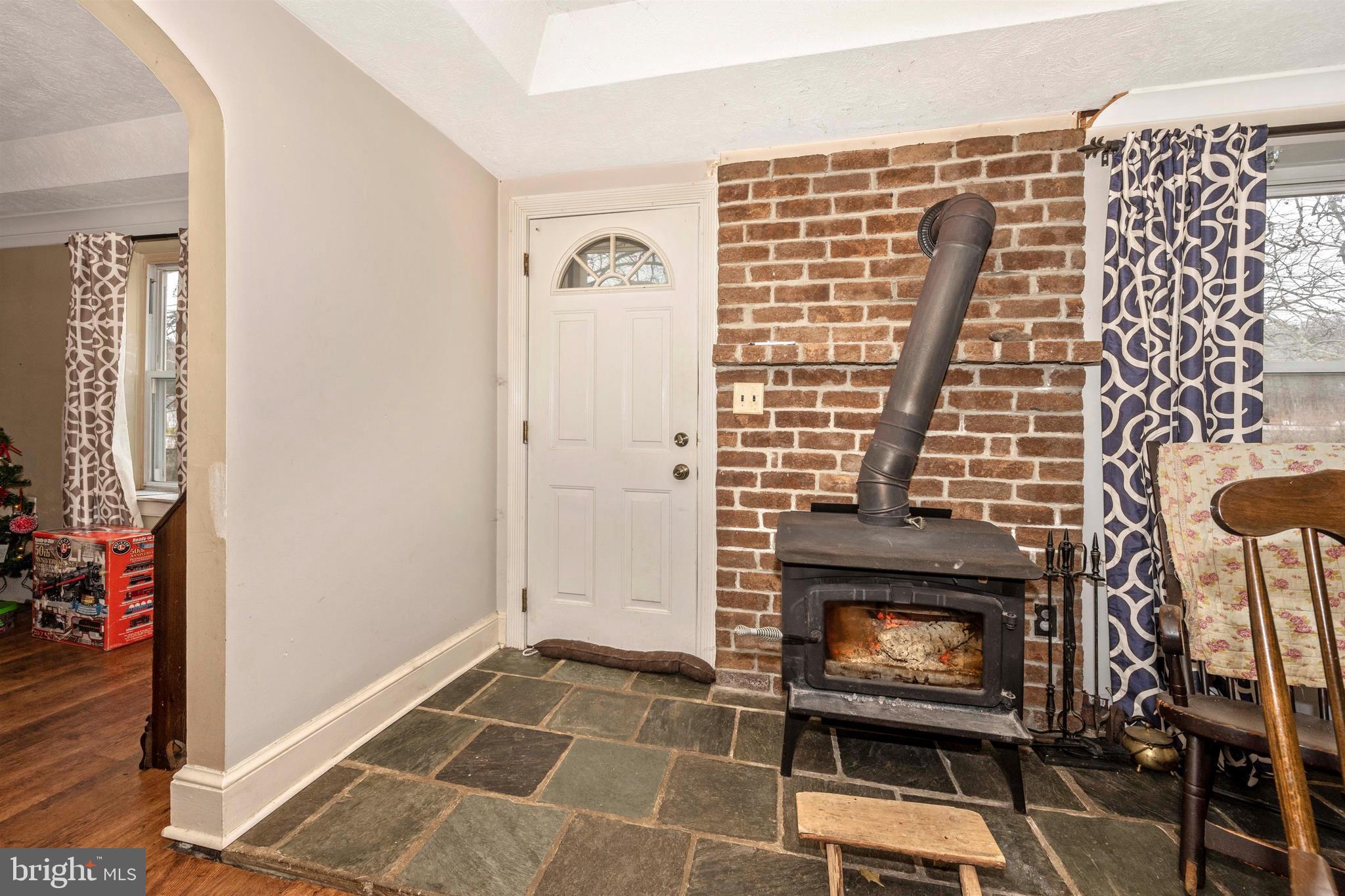 14429 MacAfee Hill Road Cascade, MD 21719 - Photo 4 of 65