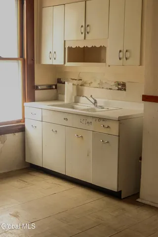 $224,900 | 5 Moore Street, Albany, NY 12202