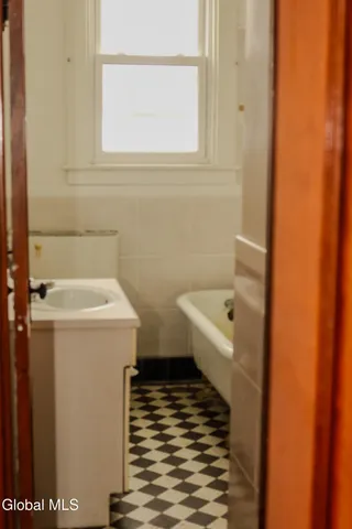 $224,900 | 5 Moore Street, Albany, NY 12202