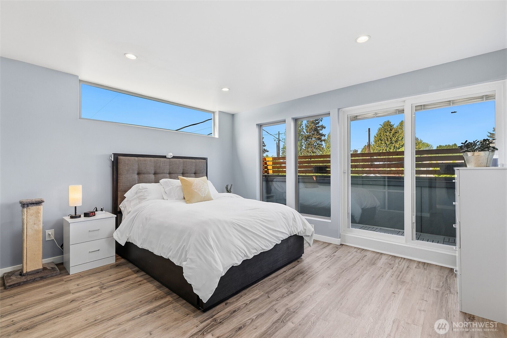 5953 Fauntleroy Way Southwest, Unit D Seattle, WA 98136 - Photo 15 of 29