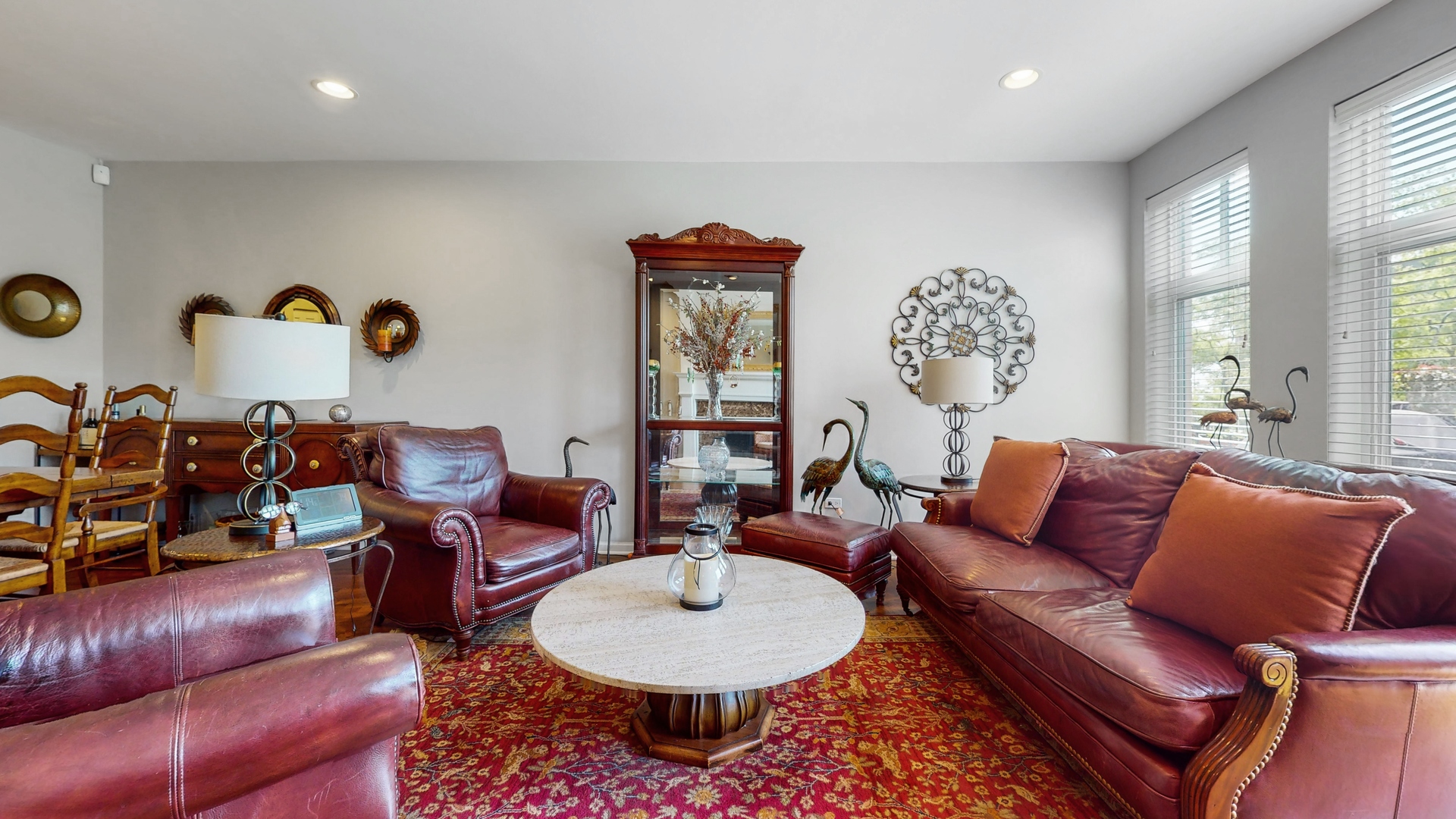 7746 North Sheridan Road, Unit 1R Chicago, IL 60626 - Photo 6 of 28 Gallery Image 6